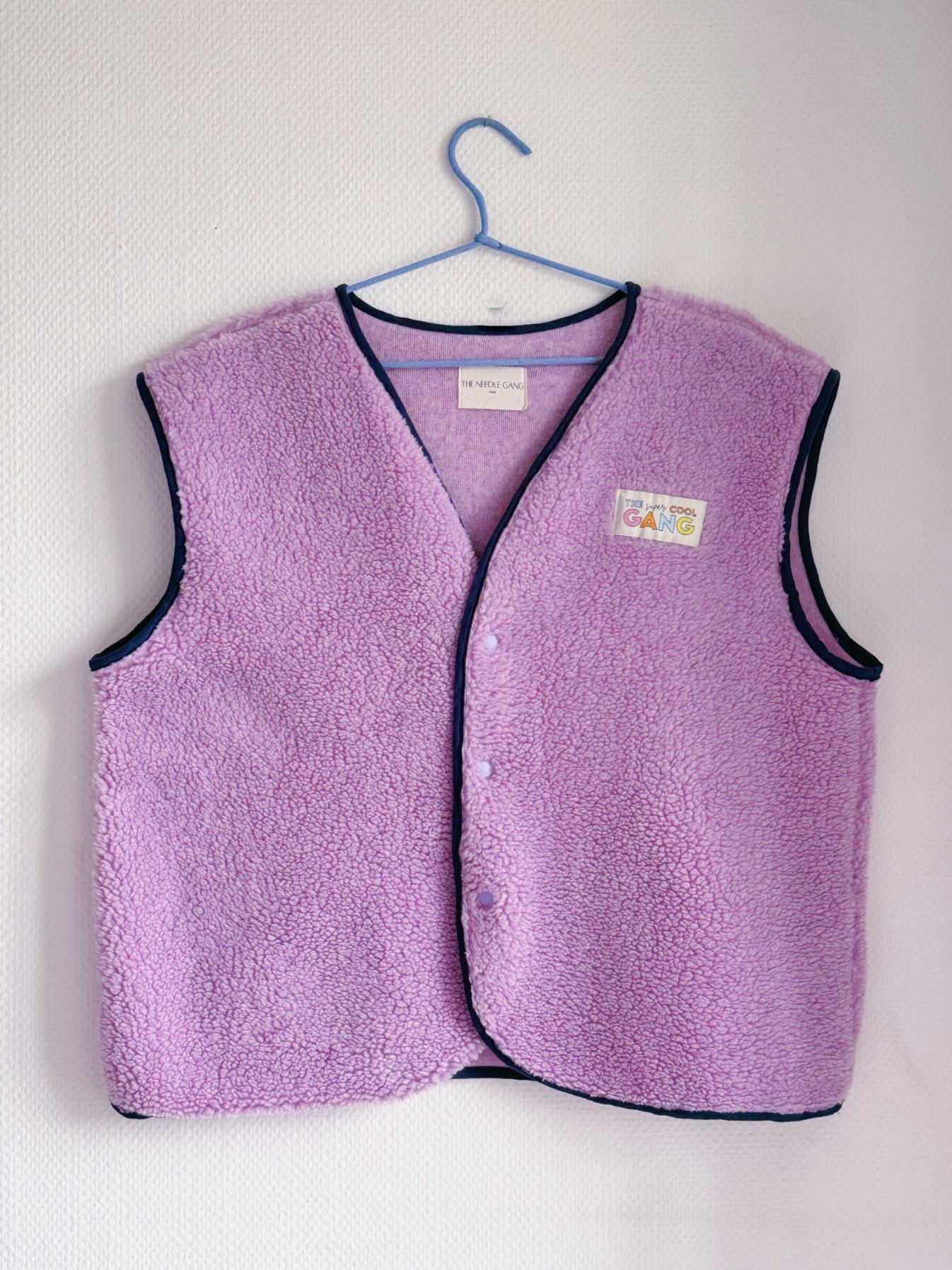 Le gilet sans manches - sherpa mauve - PRE-COMMANDE